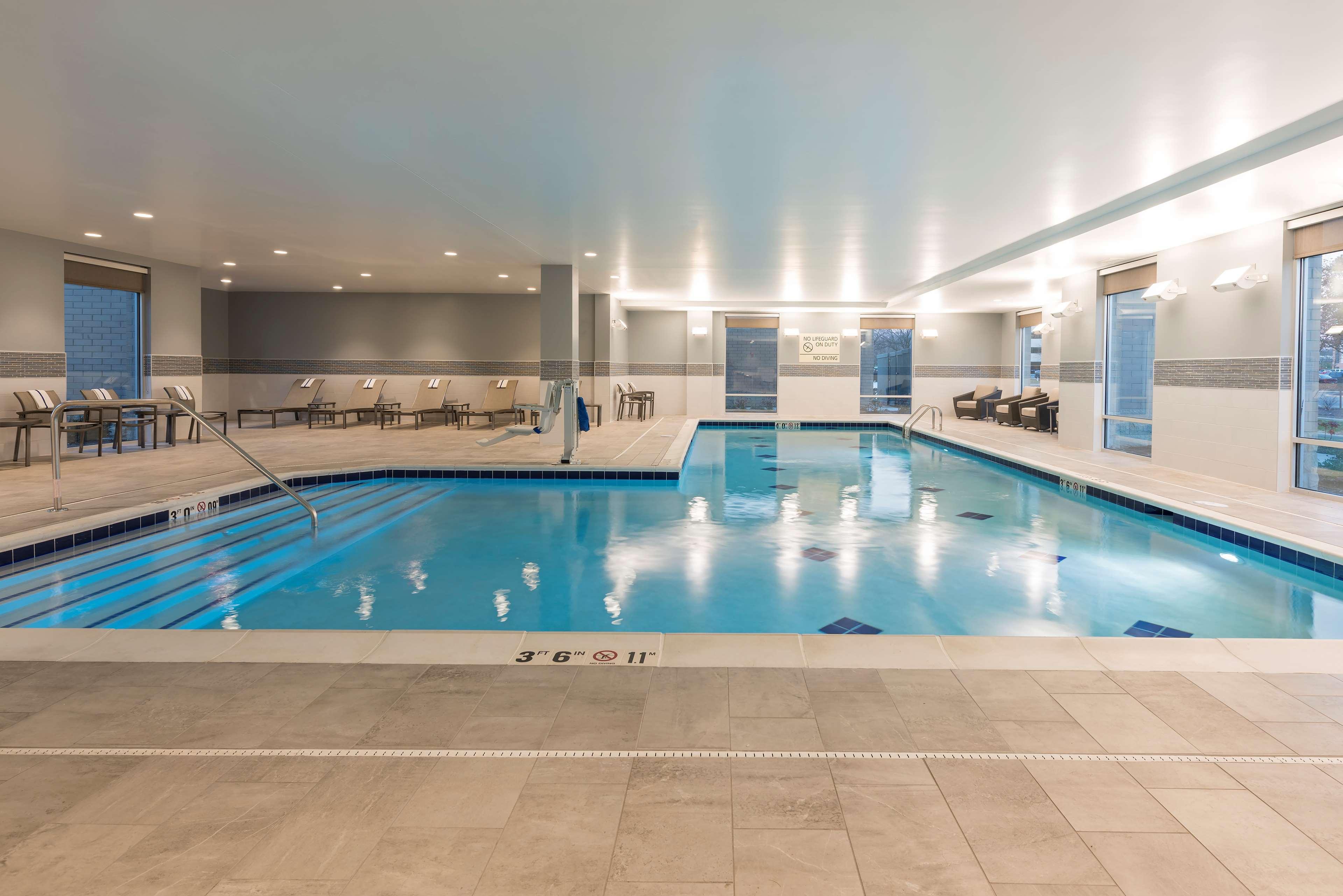 Hampton Inn & Suites Indianapolis-Keystone, In Eksteriør bilde