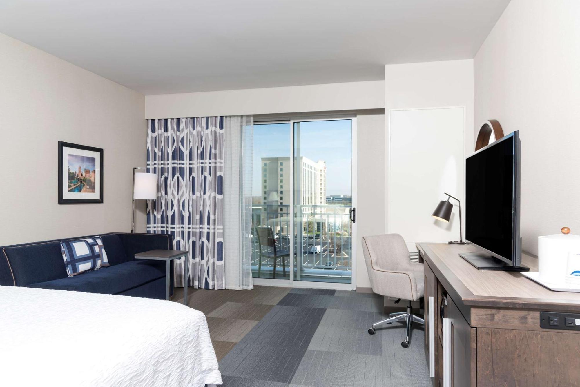 Hampton Inn & Suites Indianapolis-Keystone, In Eksteriør bilde