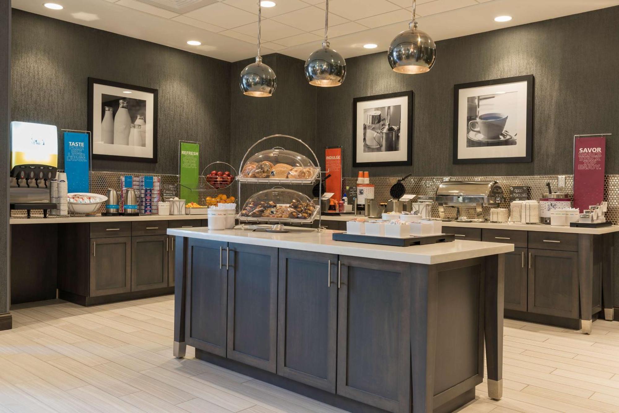 Hampton Inn & Suites Indianapolis-Keystone, In Eksteriør bilde